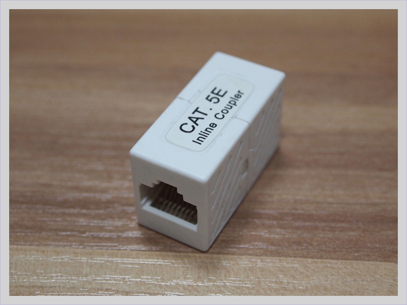 UTP 180 Degree Cat5e Coupler Keystone Jack Leokj-UC5e-C037