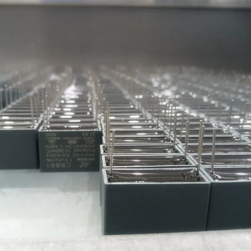 X2 MKP Metallized Polypropylene Film Capacitors Use in Electronic Equipment